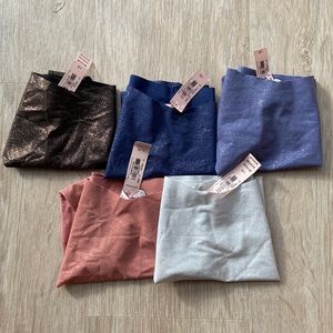 Victoria’s Secret Seamless Thongs in Glitter Size Large